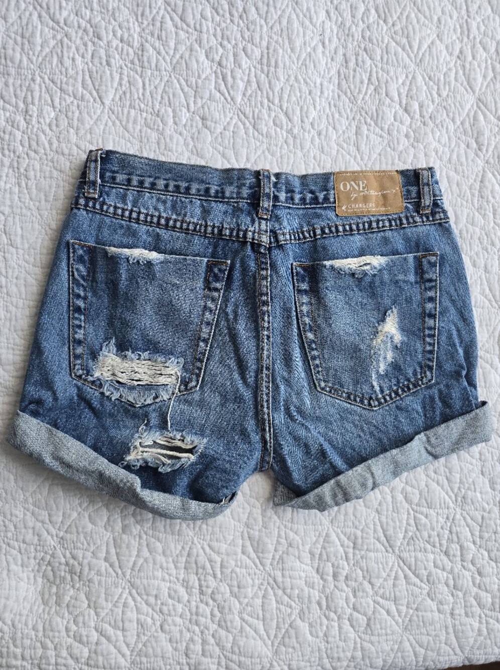One By One Teaspoon Chargers Distressed Mid Rise Shorts - Picture 8 of 12